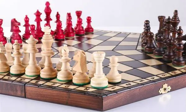 Multiply Your Fun With This Unique 3 Player Chess Set