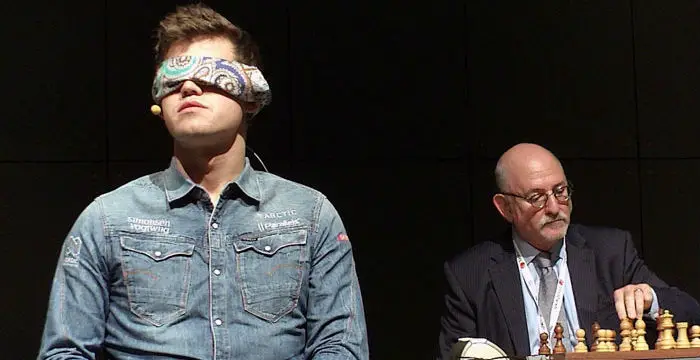 Magnus Carlsen Playing Blindfold Chess