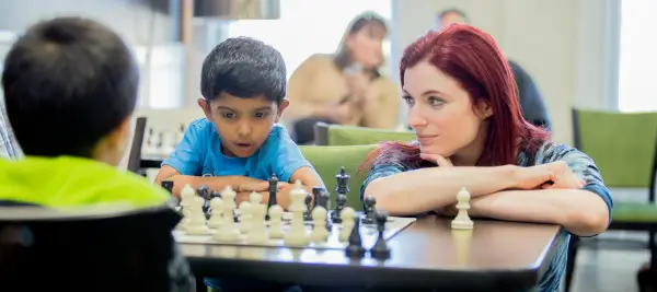 Chess lesson in the Saint Louis Chess Club