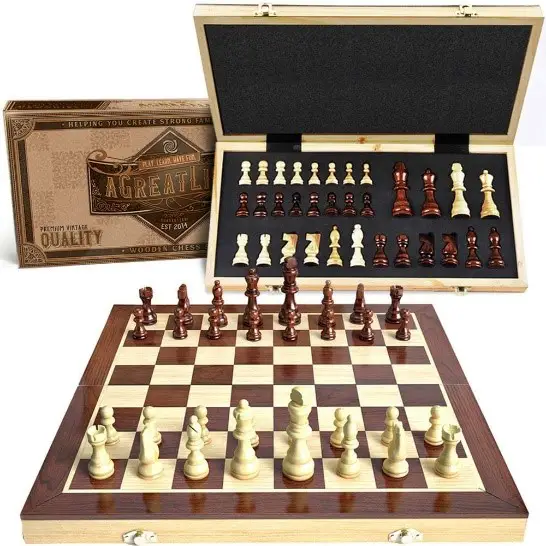 Magnetic Universal Chess Set