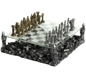 NO BOARD MEDIEVAL TIMES CRUSADES Gold & Silver Armored Knight Chess Men Set 