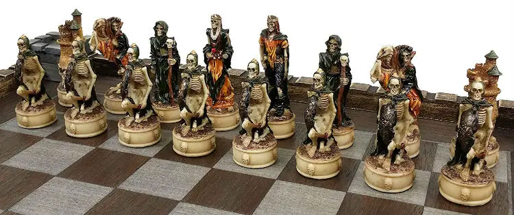 Skull Chess Set