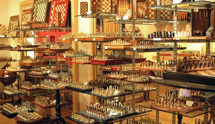 A Chess Store